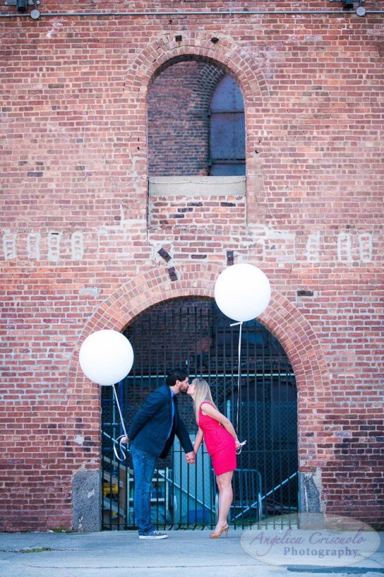 Engagement photography with Balloons in DUMBO