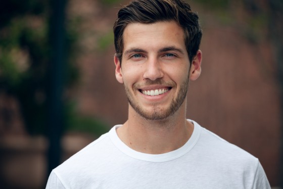 Headshot Photographer Portfolio Example 1