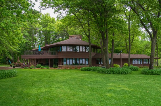 realtor listing - exterior