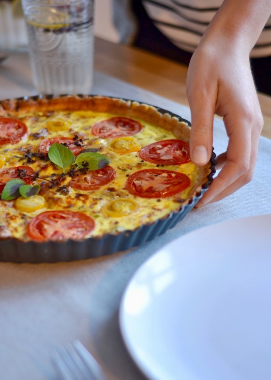 Serving quiche