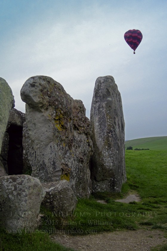 Ballooning, West Kennett Long Barrow, Avebury, England