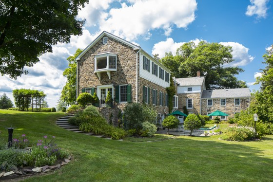 Photo 13 by Jess Blackwell for Exteriors