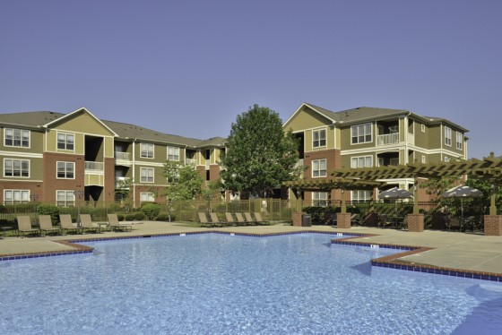 Apartment with Pools
