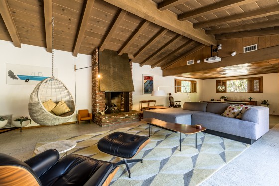Toluca Lake Great Room