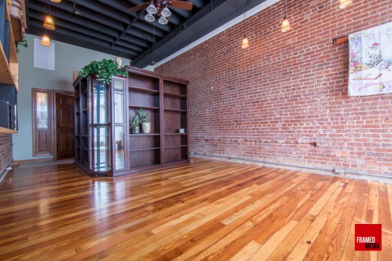 Business / Townhouse