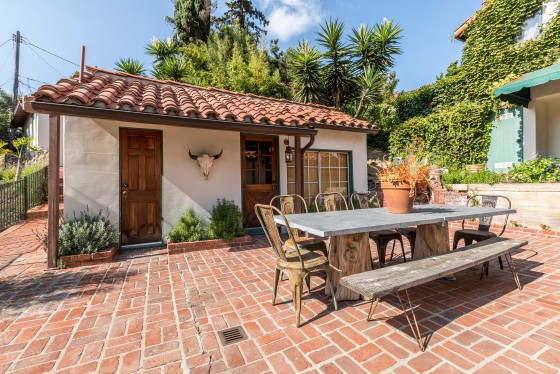 Lake Hollywood Terrace