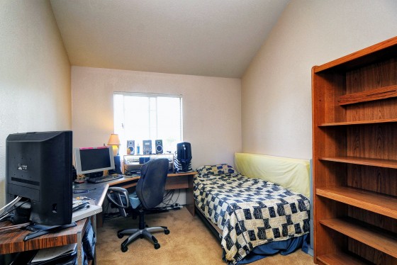 Bedroom
Upstairs