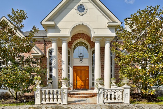 Photo 9 by Jess Blackwell for Exteriors