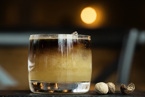 cocktail and nutmeg