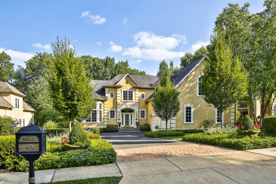 Photo 16 by Jess Blackwell for Exteriors