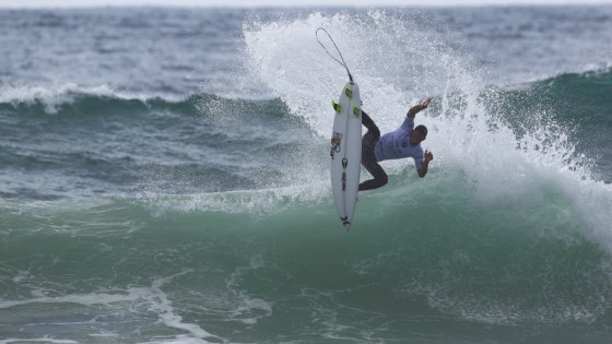 Photo 4 by Gary Blackman for Australian Open of Surfing