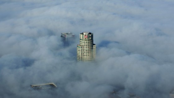 DTLA - USBank standing tall through LA marine layer