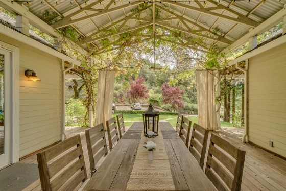 Exterior, Silverado Trail, St. Helena
