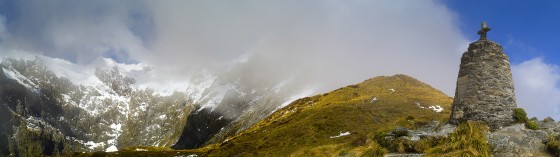 MacKinnon Pass, New Zealand