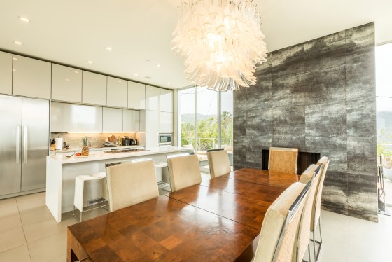 Malibu Dining Area
