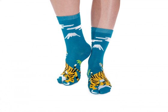 V-Toe Socks for Amazon
