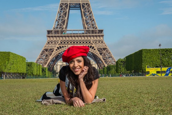 Champ de Mars Vacation Photoshoot