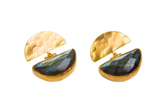 Earrings with stones