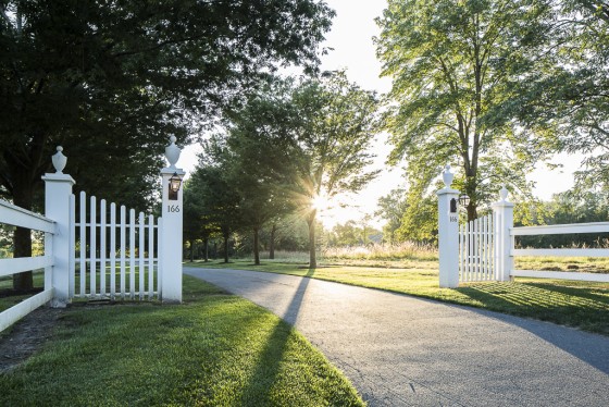 Photo 30 by Jess Blackwell for Exteriors