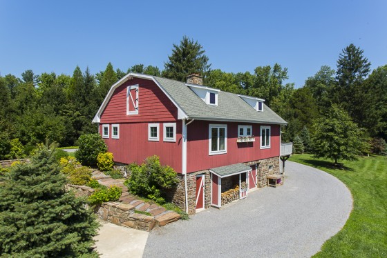 Photo 26 by Jess Blackwell for Exteriors