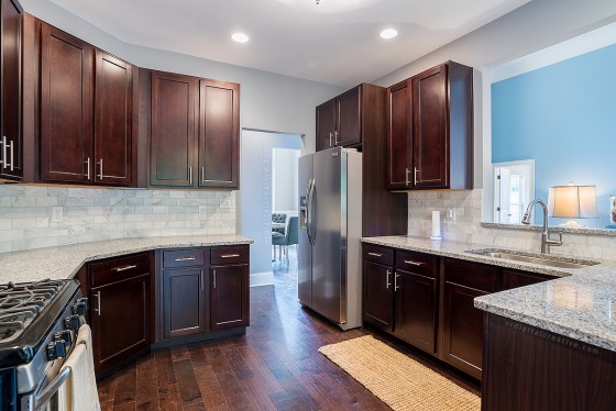 Clean, simple contemporary kitchen.