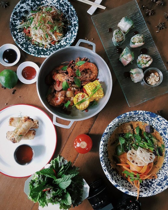 Photo 4 by Andrea Lorena for UberEats