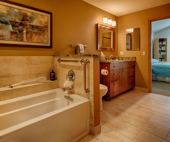Chanhassen, MN