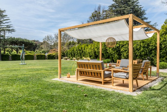 Pacific Palisades Lawn