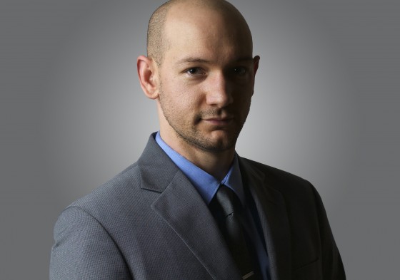 Make a bold impression with dramatic headshot lighting.