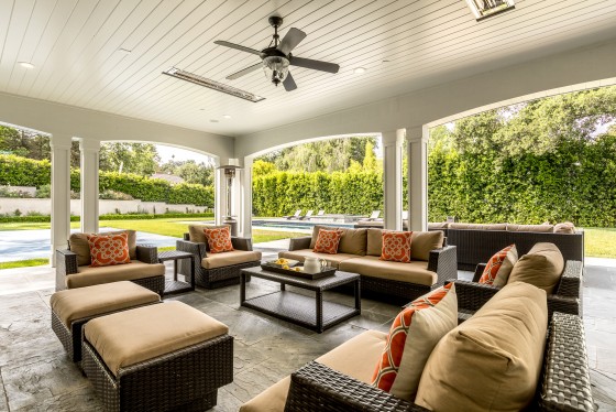Entertainer's Patio