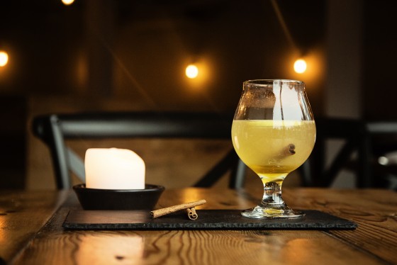 hot toddy with cinnamon