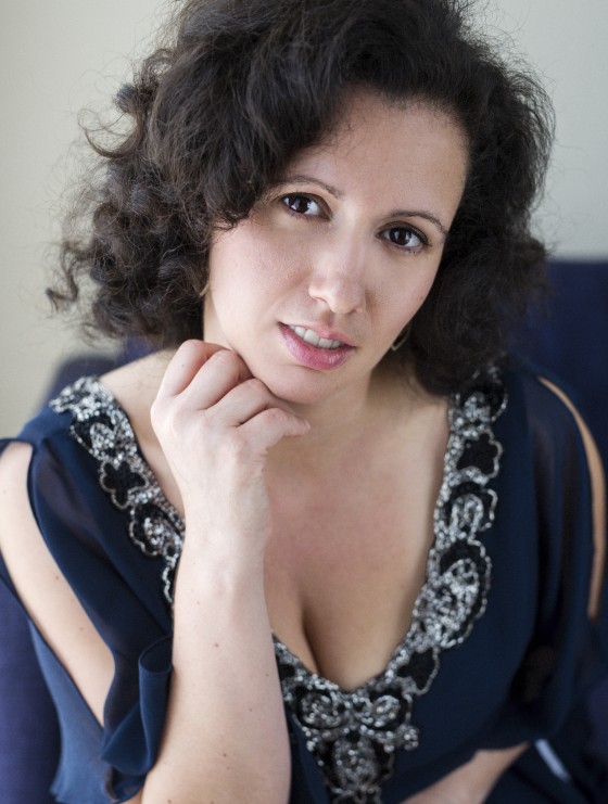 Photo 11 by Olga Kolleeny for People
