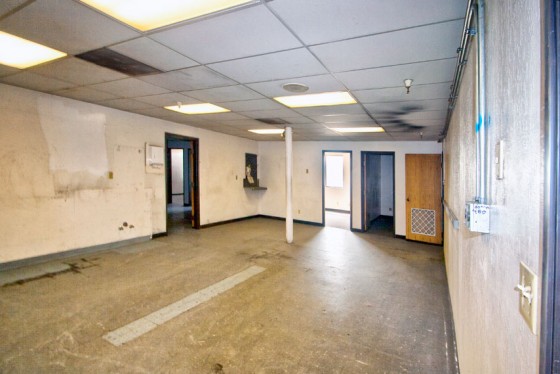 Manufacturing Meeting Room