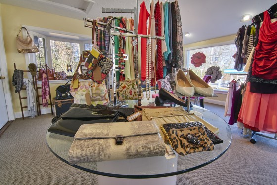 Photo 9 by Cate Bligh for Chic Boutique