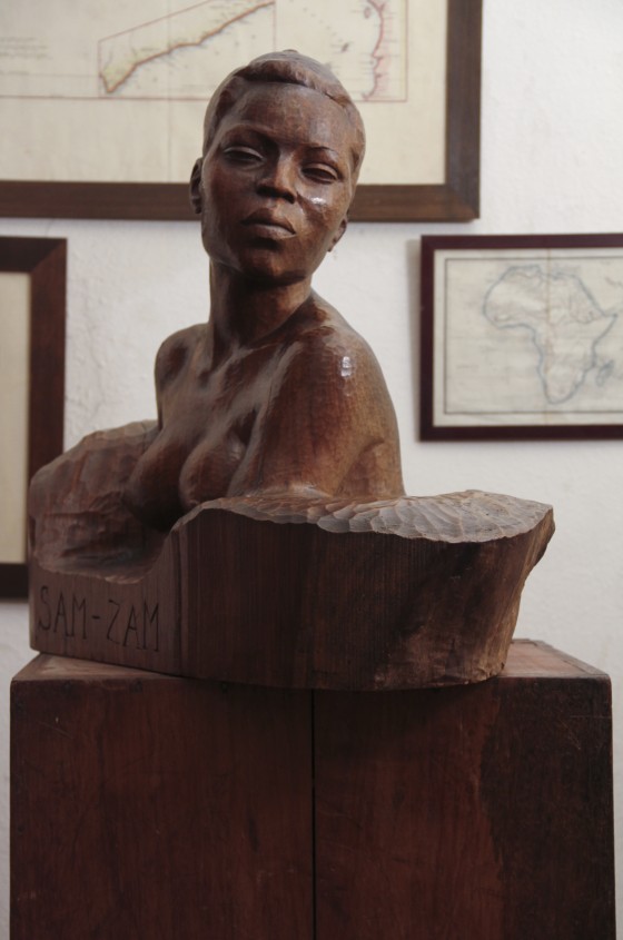 MODEST GENÉ